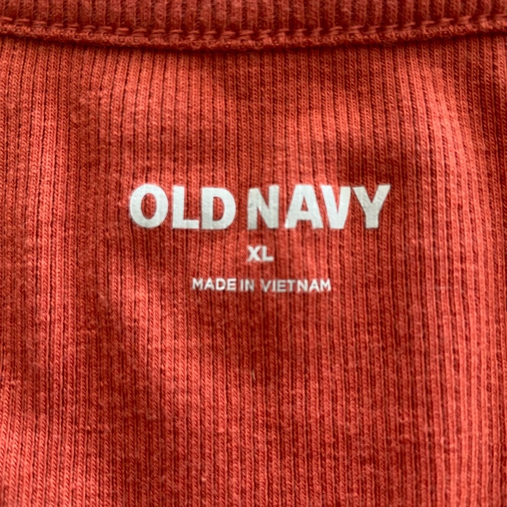 Old Navy Red Ribbed Top - Picture 2 of 5